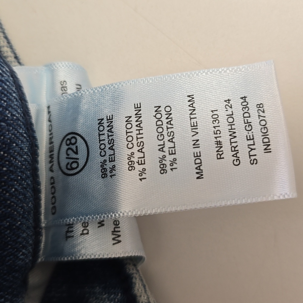 Good American GOOD EASE RELAXED DIAMOND JEANS - NWT - Size 6 - crystal pinstripe - Picture 11 of 16